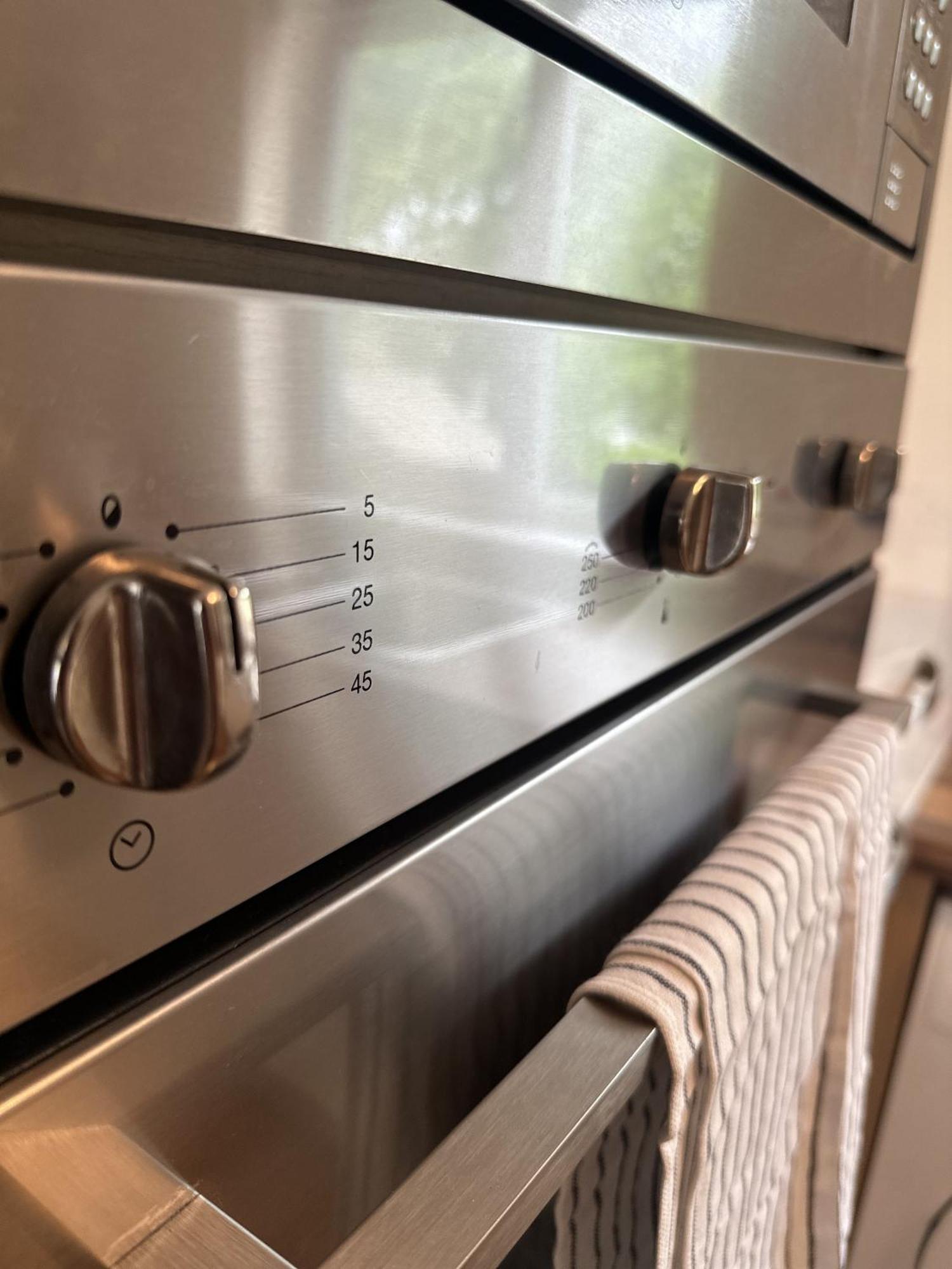 2 Bdr City Centre Apartment With Parking 카디프 외부 사진